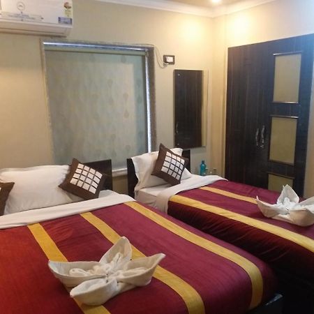 Recline Hotel And Restaurant Gauripur Esterno foto
