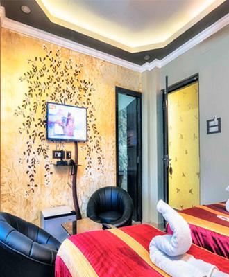 Recline Hotel And Restaurant Gauripur Esterno foto